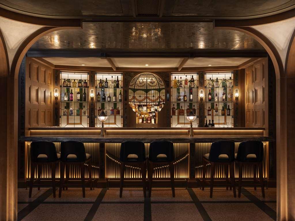 ホテル Mondrian 香港 レストラン 写真